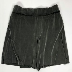 Lululemon the lab design shorts